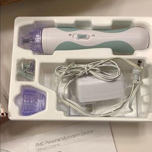 PMD Makeup - PMD classic with 2 face heads and 2 body heads PMD Makeup - PMD classic with 2 face heads and 2 body heads